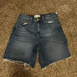 Universal thread shorts